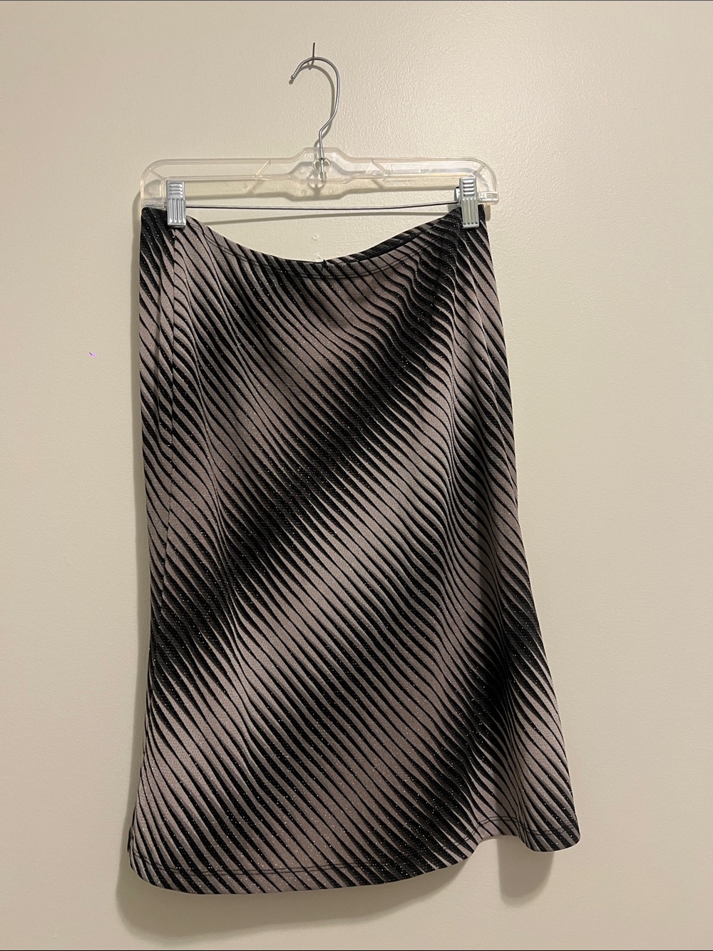 Diagonal Stripe Midi Skirt - Black & Gray